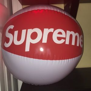 Supreme Beach Ball